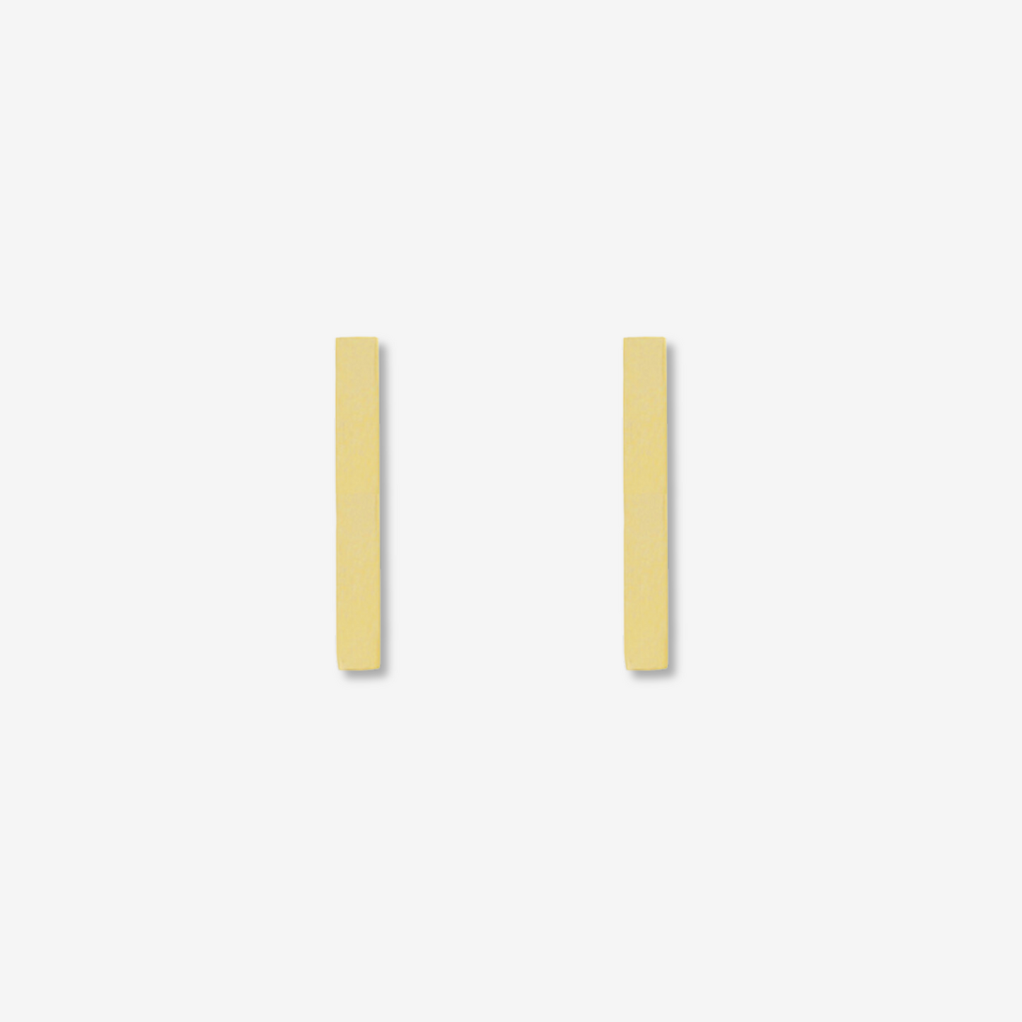 Medium Bar Earrings – 18ct Yellow Gold