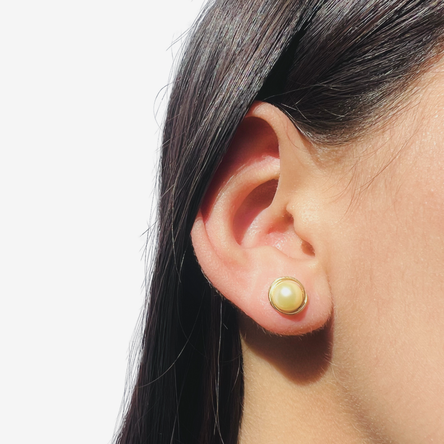 Pendiente de perla natural rococó en oro amarillo de 18 quilates de 6,5 mm