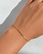 Love Chain Bracelet 19cm - 18ct Solid Gold