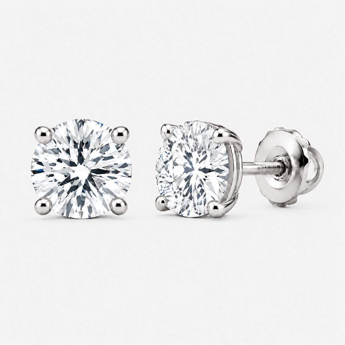 Lab-Grown Diamond Round Cut Claw Stud Earrings