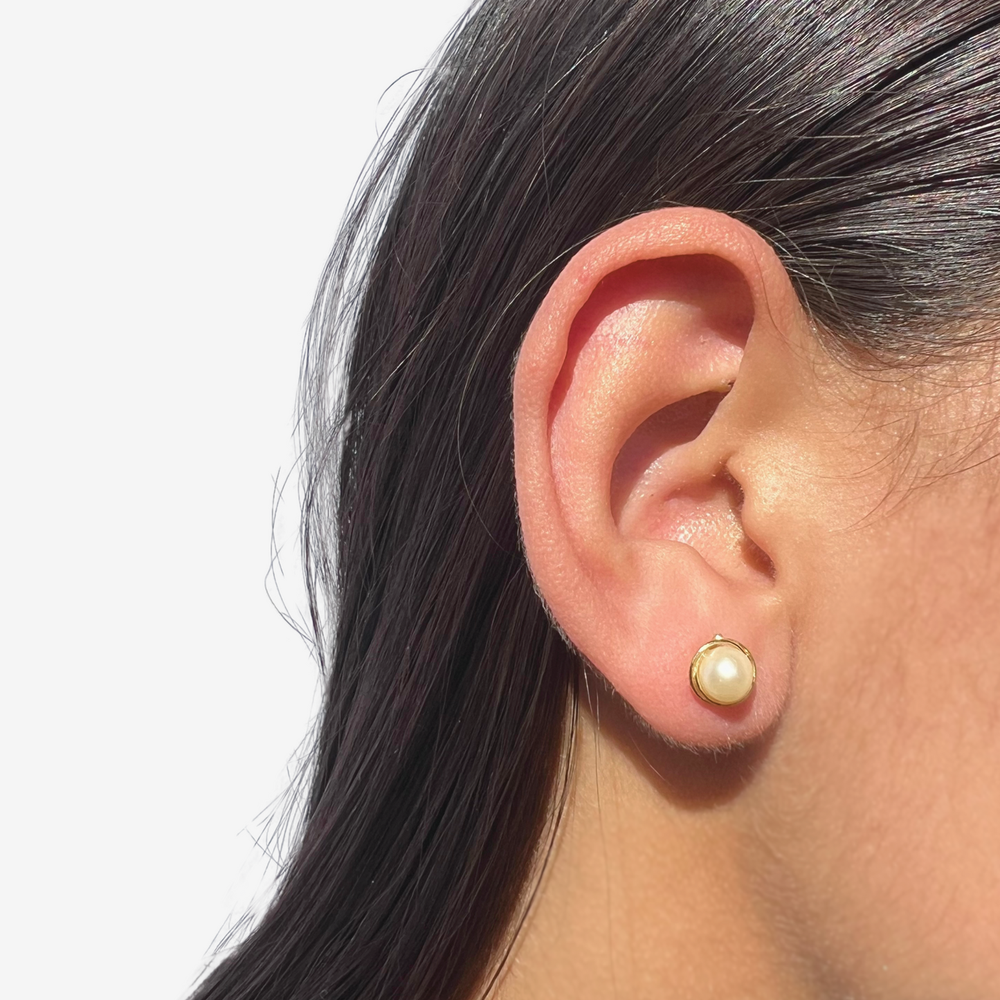 Pendiente de perla natural rococó en oro amarillo de 18 quilates de 5,5 mm