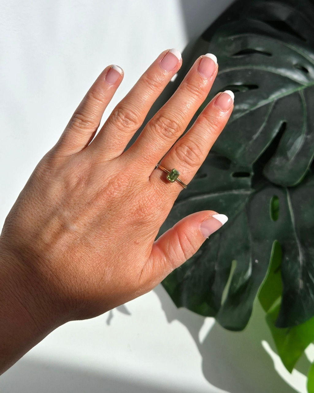 Peridot Ring - 9ct Yellow Gold (Copy)