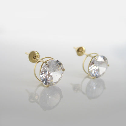 Solitaire Round signature zirconia pendant and earring set bundle in 18ct Yellow Gold
