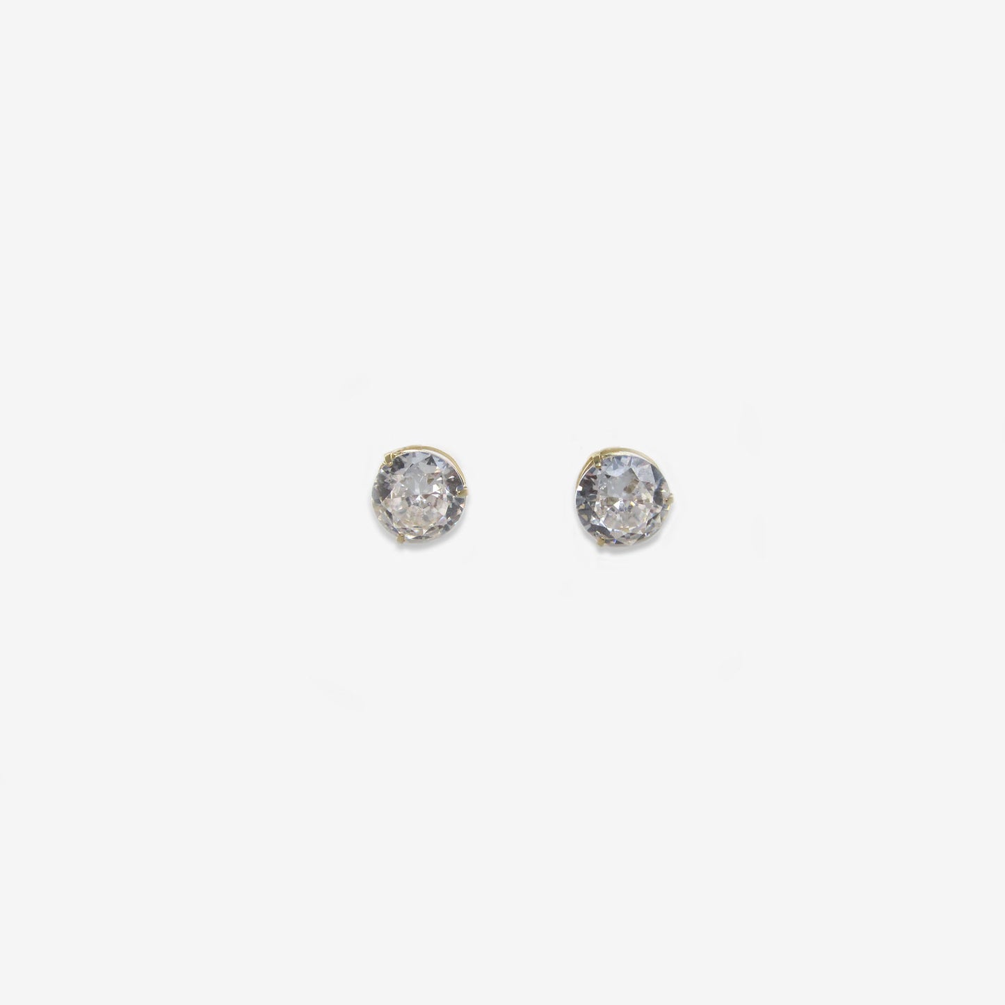Solitaire Signature Zirconia Stud Earrings – 18ct Yellow Gold