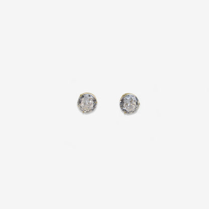 Solitaire Signature Zirconia Stud Earrings – 18ct Yellow Gold