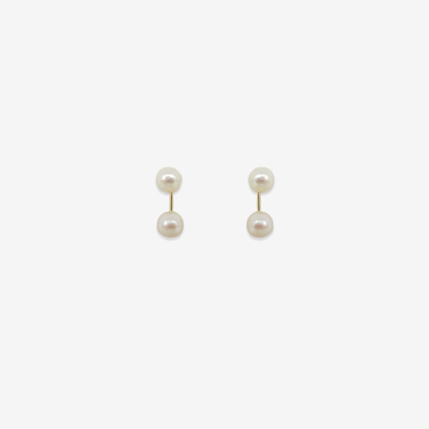 Pendiente de perla natural Grace Kelly en oro amarillo de 18 quilates