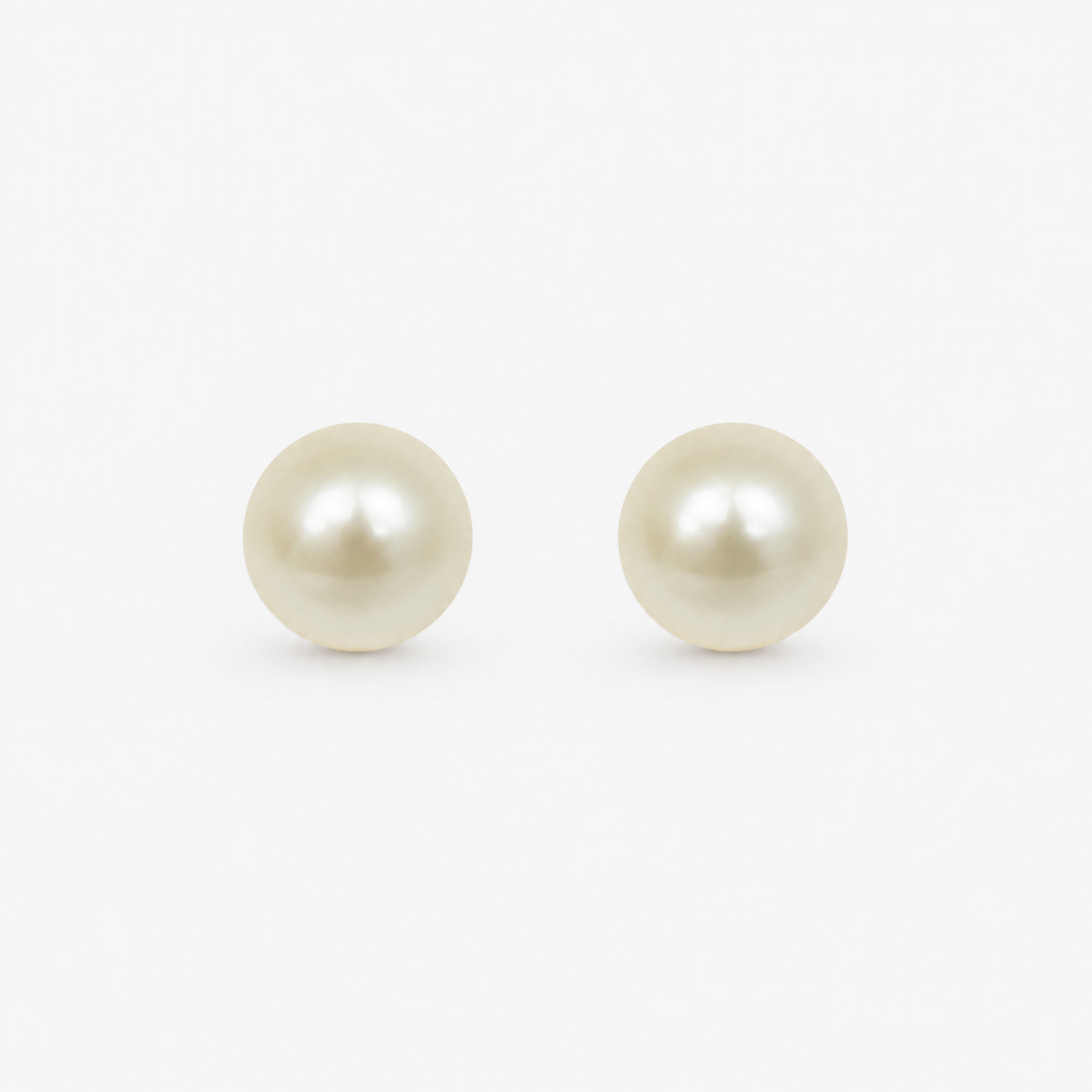 Natural Pearl Stud Earrings 5mm – 18ct Yellow Gold