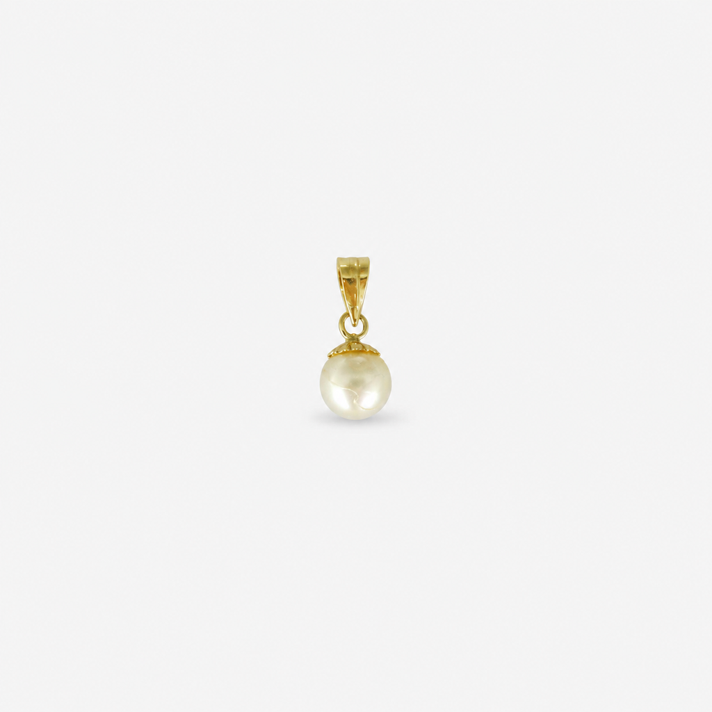 Pearl pendant and earring set bundle in 18ct Yellow Gold