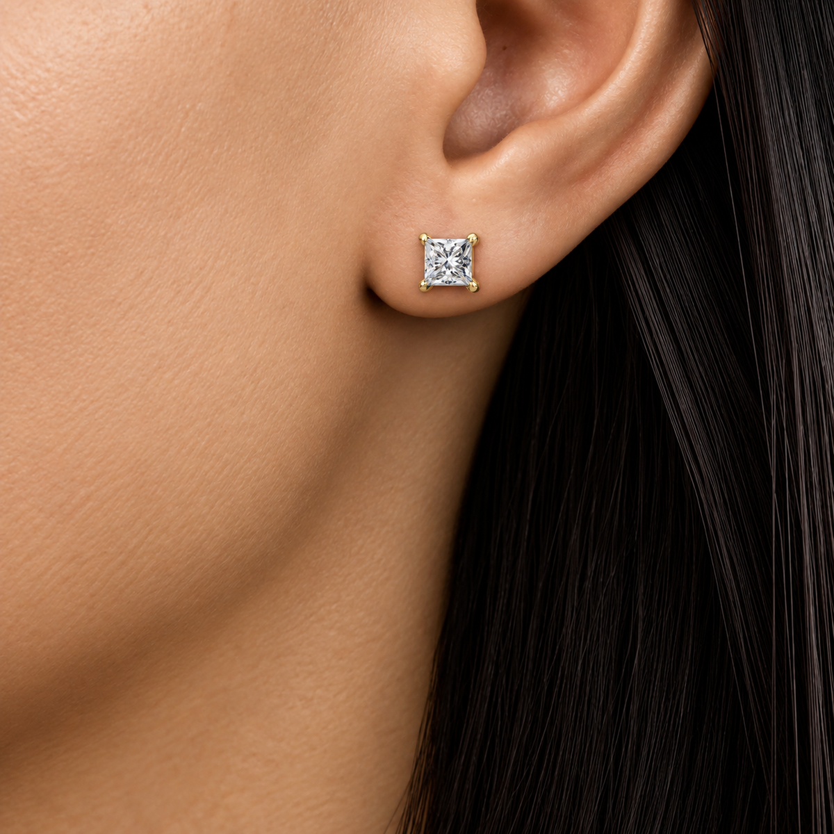 Lab-Grown Diamond Princess Cut Claw Stud Earrings
