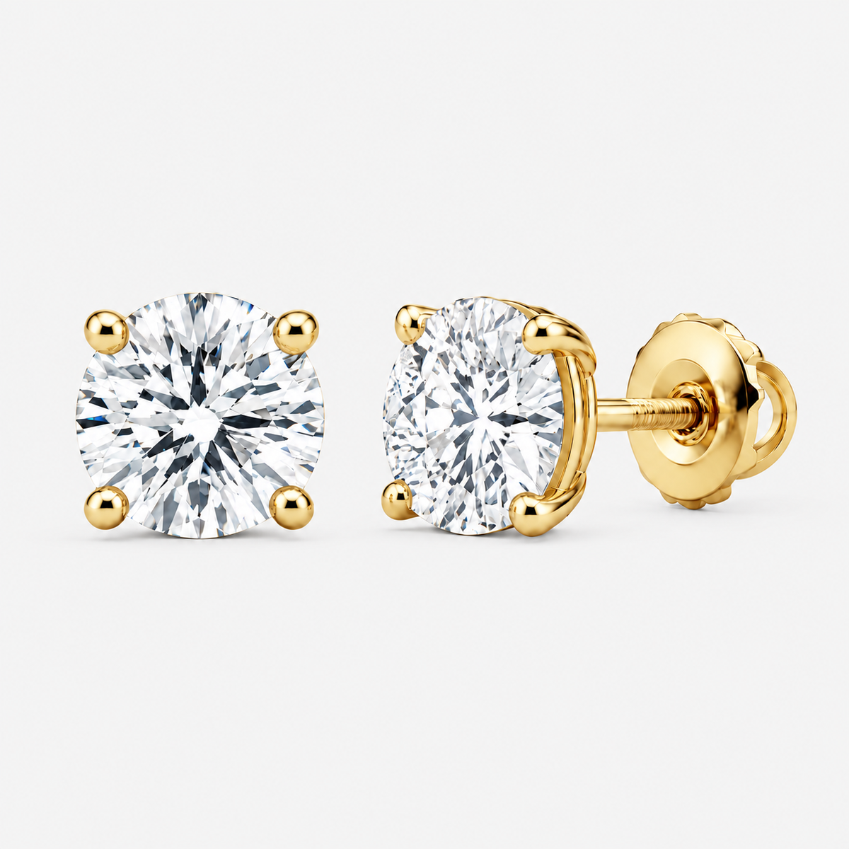 Lab-Grown Diamond Round Cut Claw Stud Earrings
