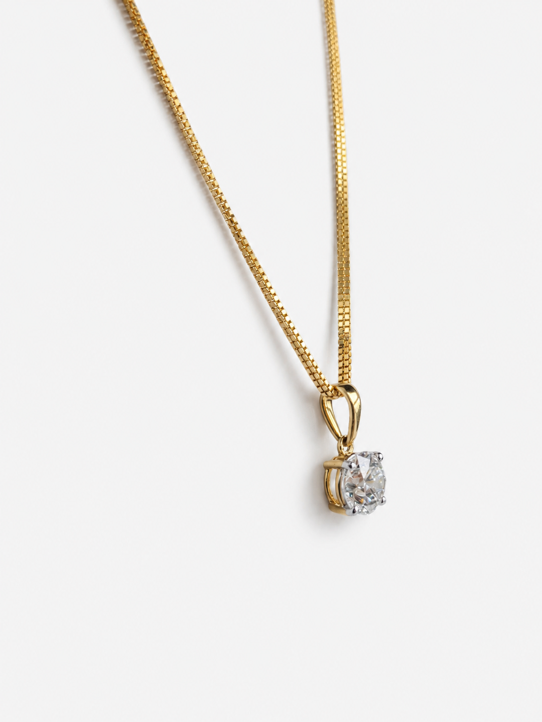 0.50ct Lab-Grown Diamond Round Cut Pendant - 10ct Yellow Gold